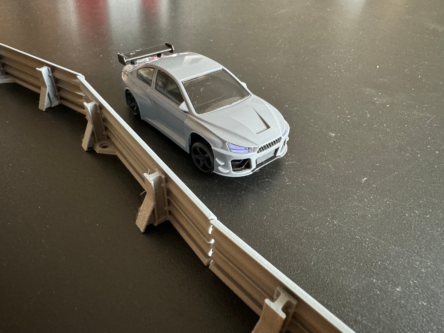 Sturmkind Drift Dr!ft 143 Slot Car Modellbau Diorama Leitplanke für Rennbahn-Dekoration Bahndeko Strecke Slotcar 1:43 10x