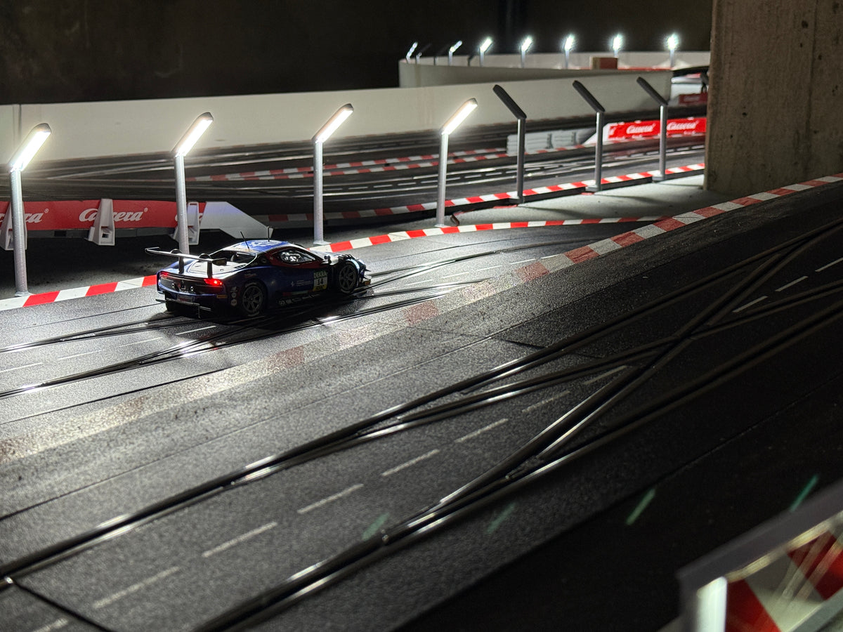 Slotcar Carrera COB-LED Bahnbeleuchtung Flutlicht 10x für Rennbahn-Dekoration Bahndeko Modellbau Slot Car Diorama 124 132