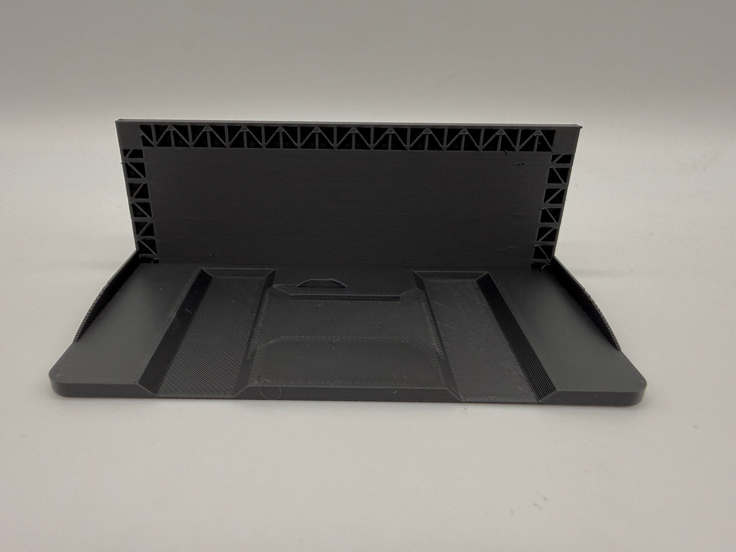 Carrera Hybrid 1:50 Auto Car Stand Ständer 2x Display für Skadis Lochplatte der Firma Ikea