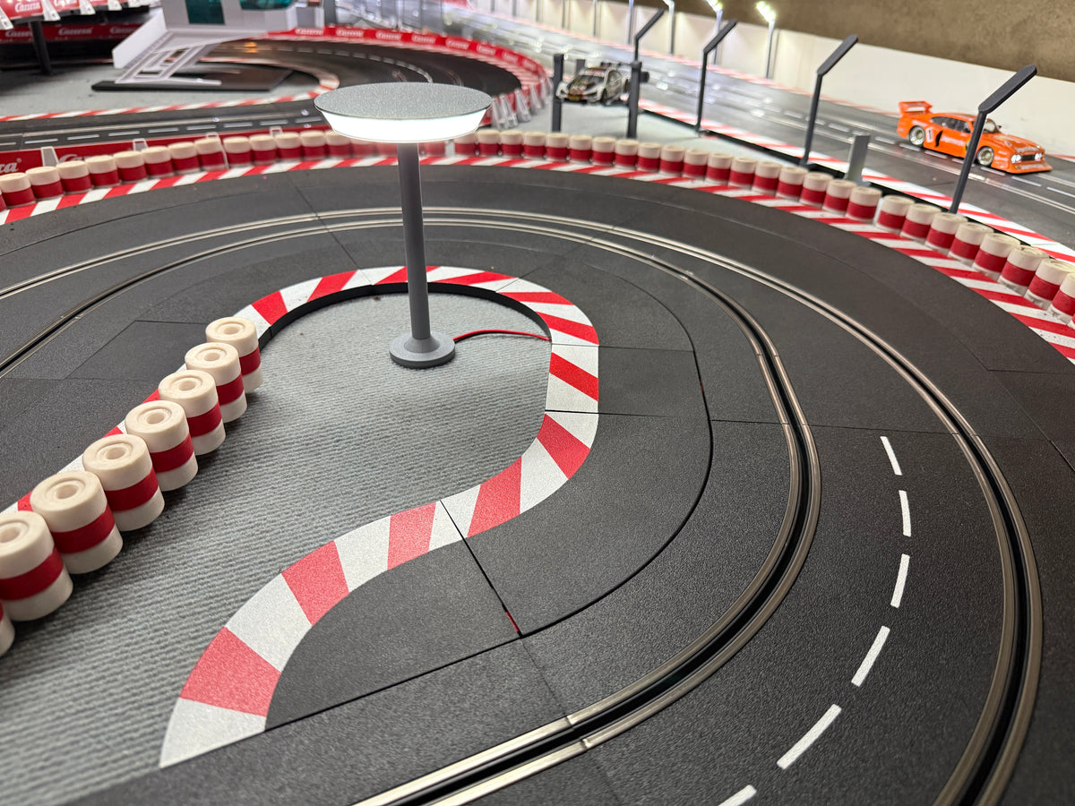 Slotcar Carrera COB-LED Bahnbeleuchtung Flutlicht 360 Grad für Rennbahn-Dekoration Bahndeko Modellbau Slot Car Diorama 124 132