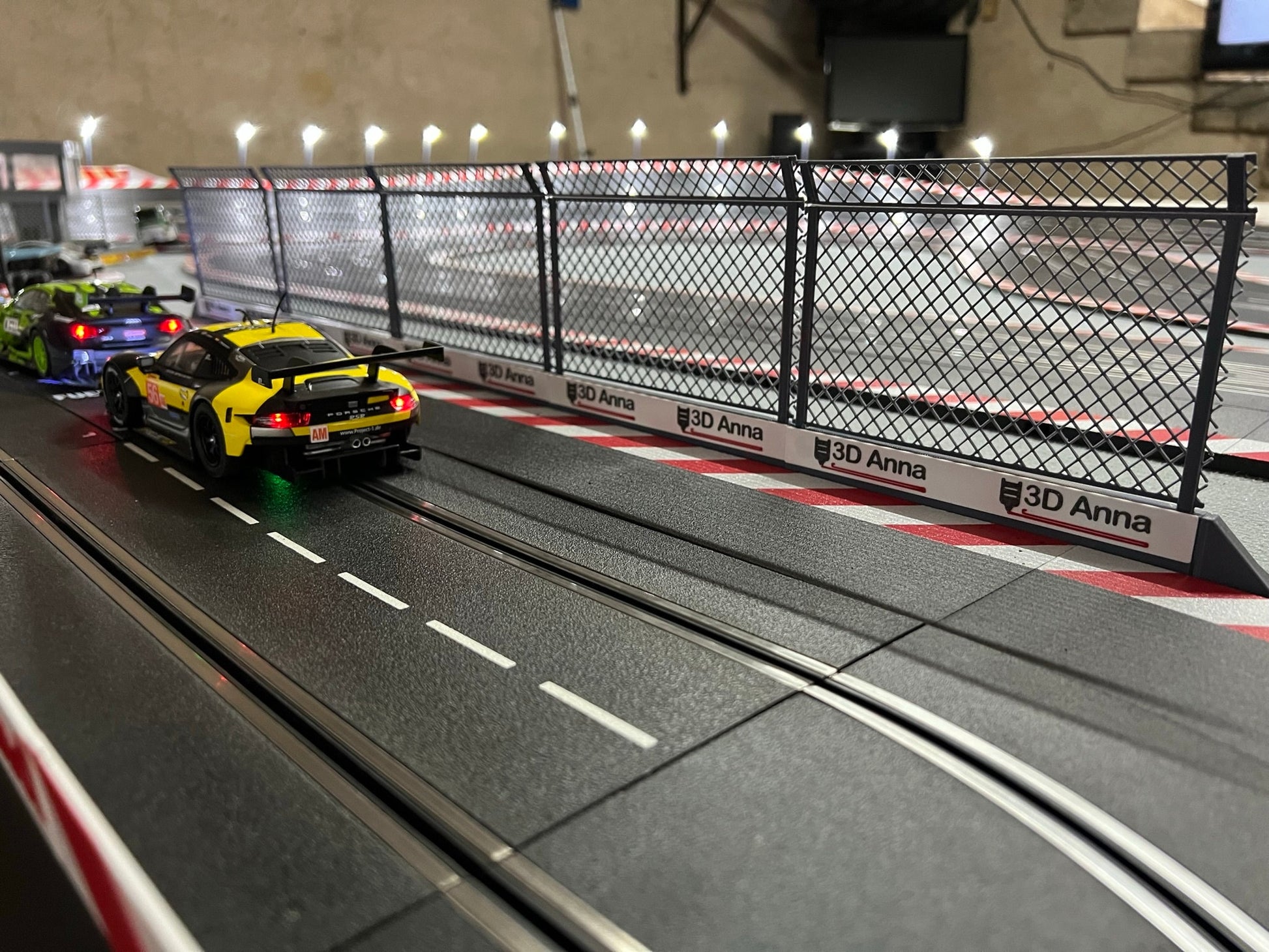 Slotcar Carrera Fangzaun Boxenmauer Rennbahn-Dekoration Bahndeko Modellbau Diorama Slot Car Zaun