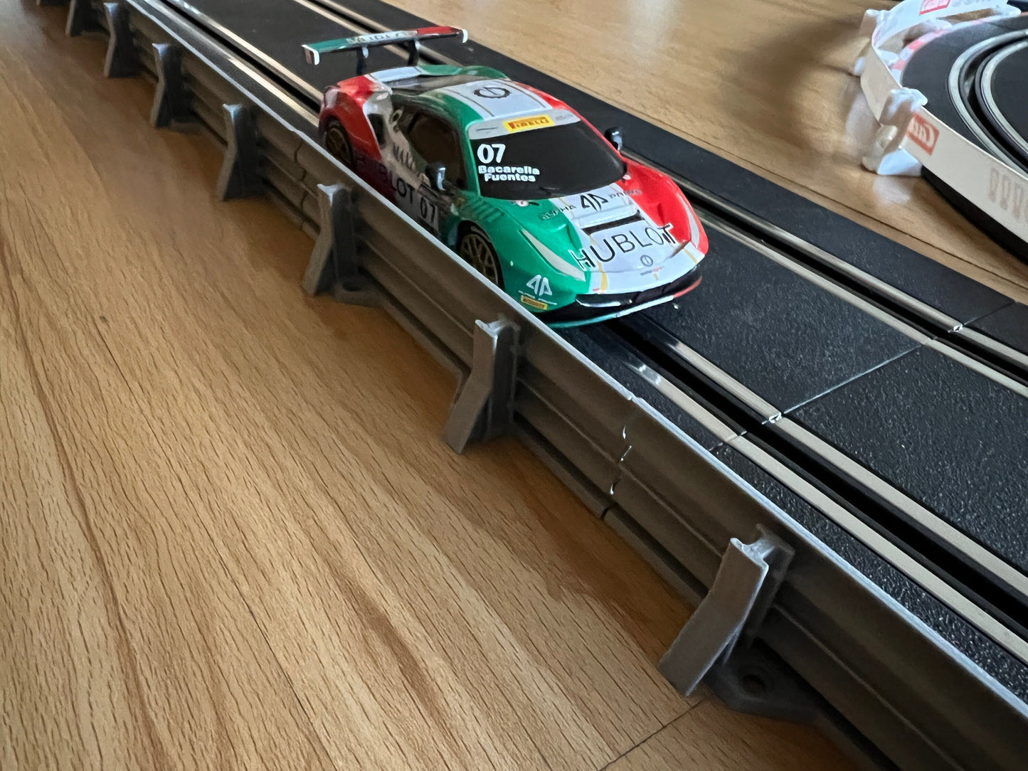 Slotcar Carrera Digital 143 Carrera Go Leitplanke 1:43 Rennbahn-Dekoration Bahndeko Slot Car Deko Diorama Sturmkind Drift Schutzplanke 10x