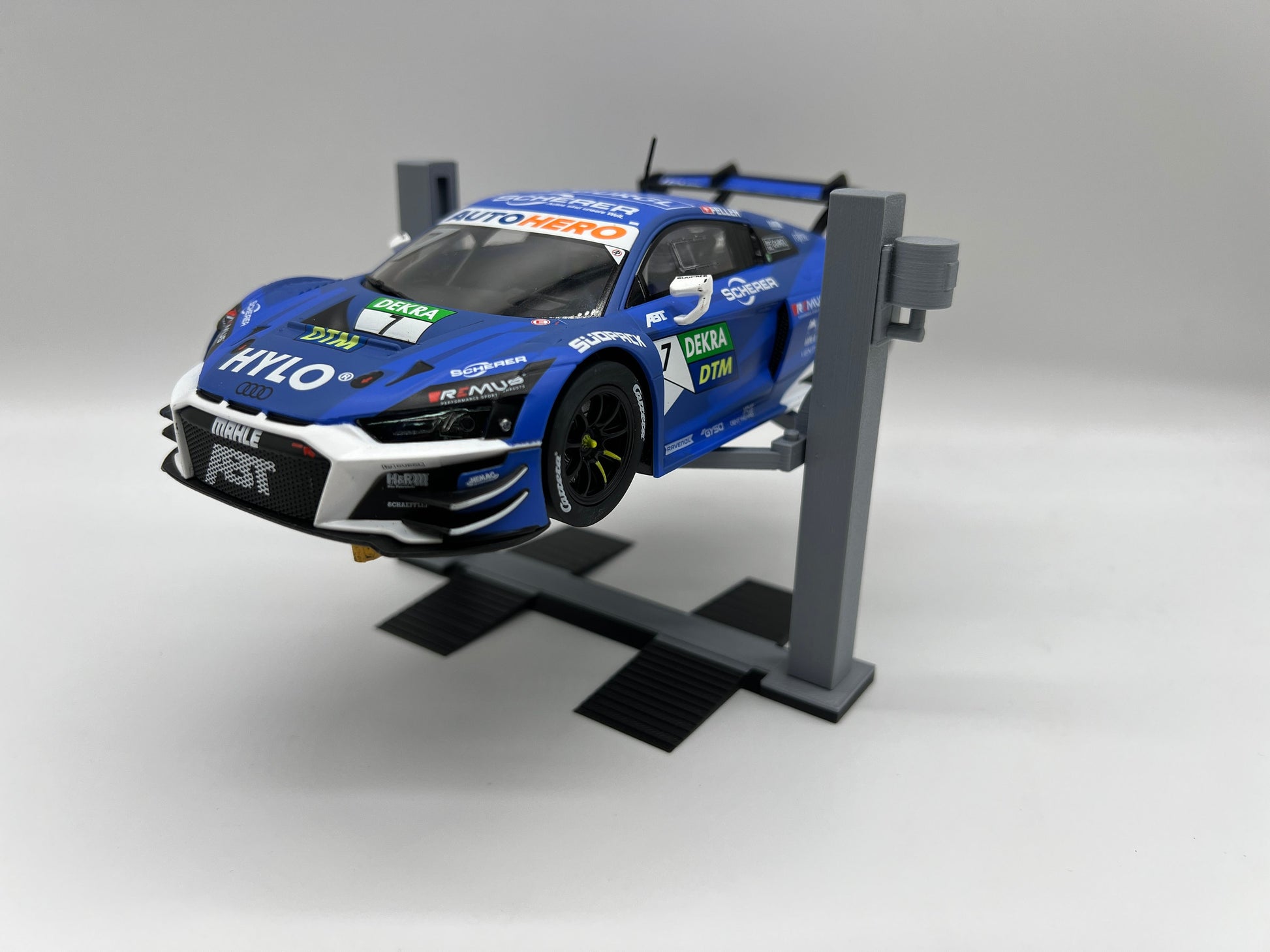 Slotcar Carrera Bausatz Hebebühne Lift Wagenheber Rennbahn-Dekoration Diorama Modellbau Slot Car Display Stand Ständer 124 1:24